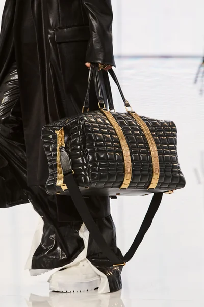 Look 52